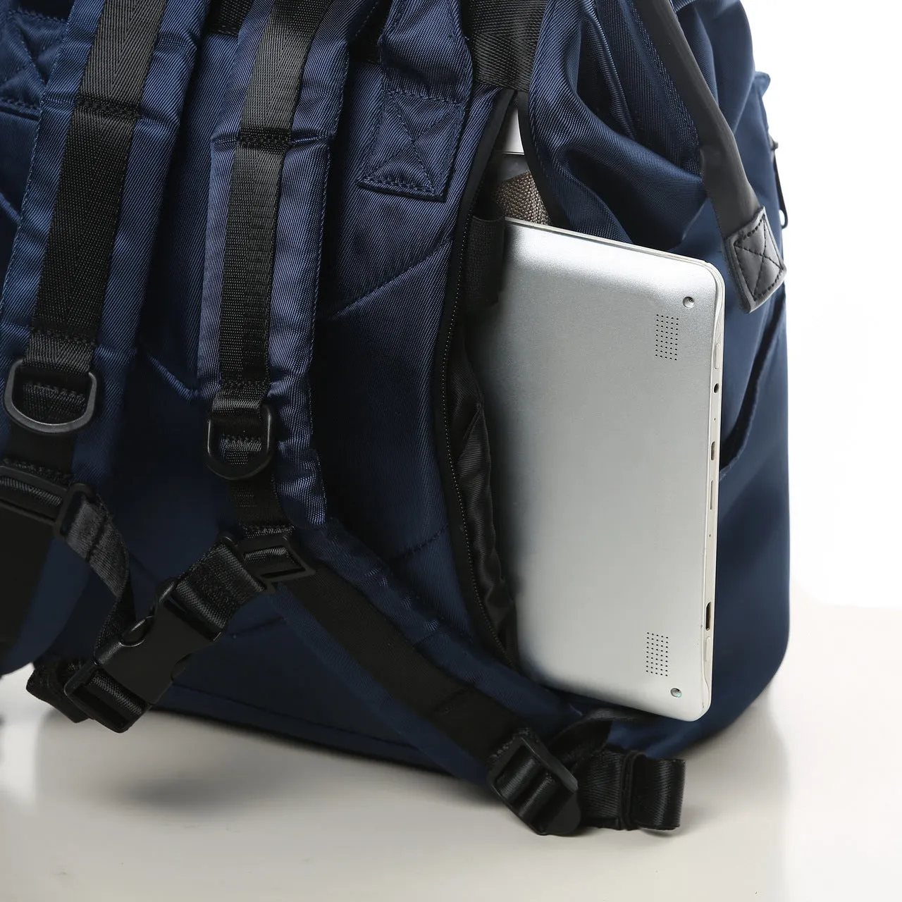 15" Multi-Functional Laptop Backpack