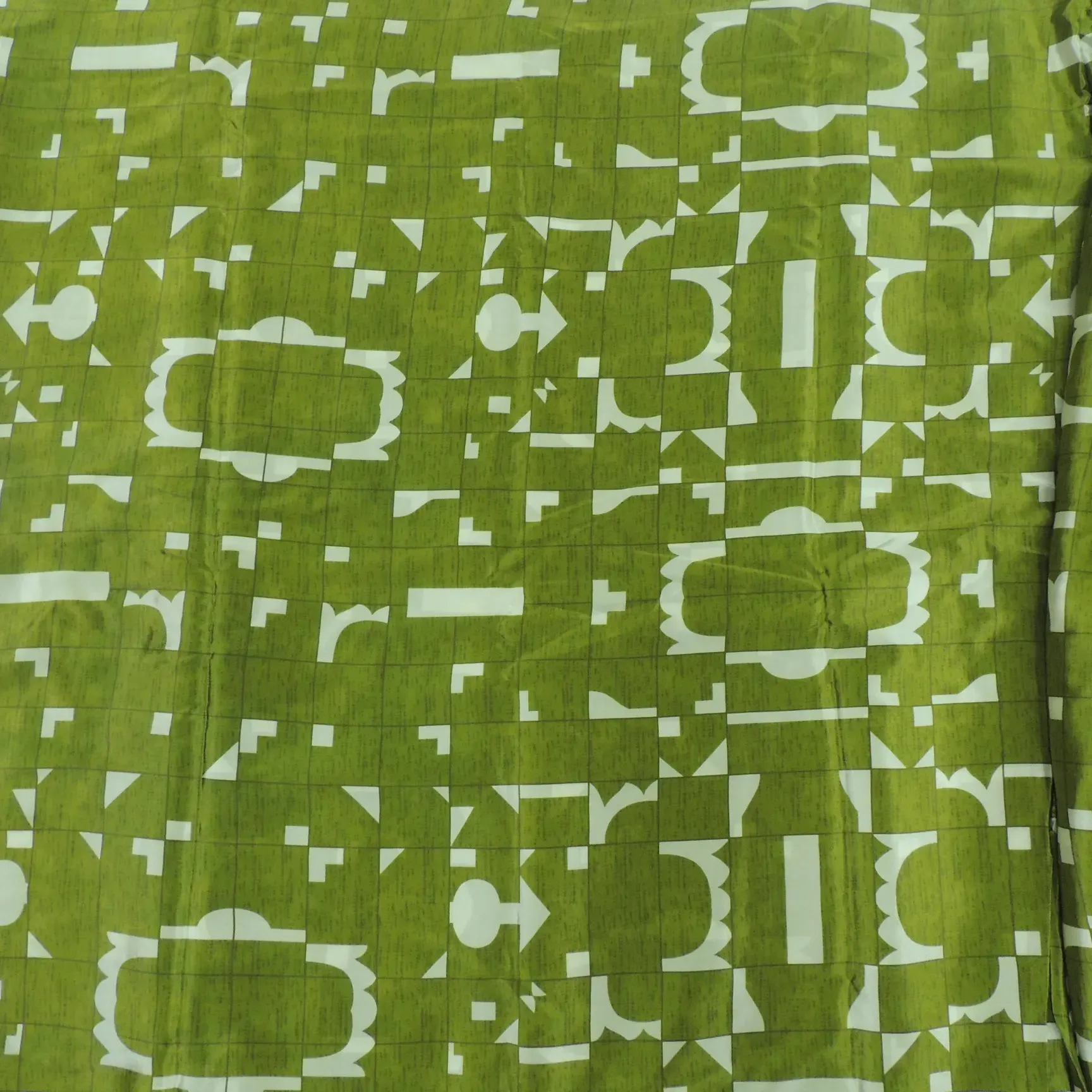 Abstract Print On Viscose Crepe Fabric