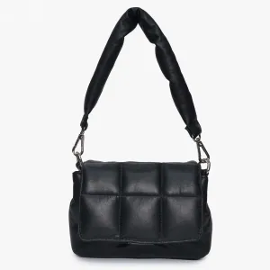 Chic Black Crossbody Clutch Bag: 15x20x8 cm