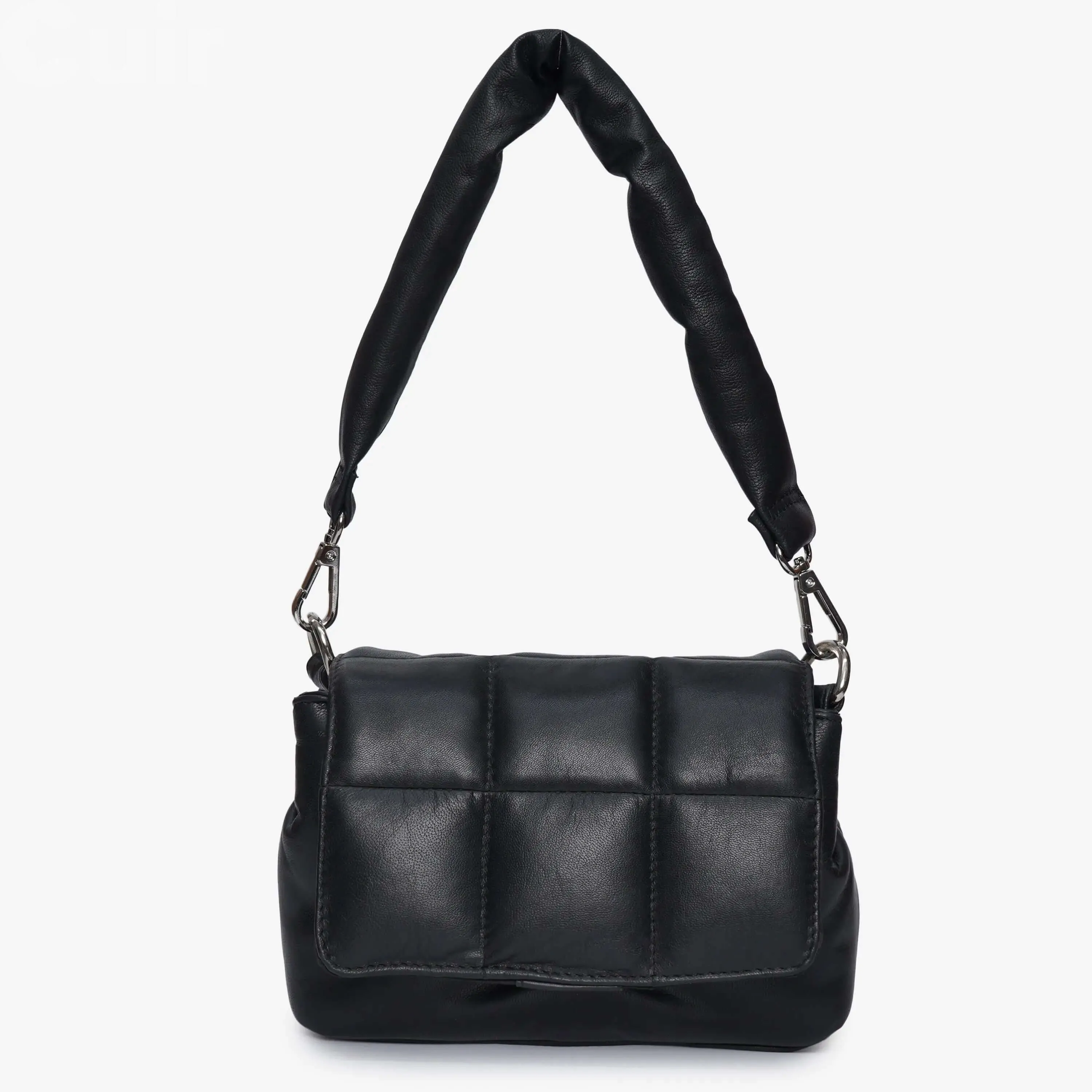 Chic Black Crossbody Clutch Bag: 15x20x8 cm