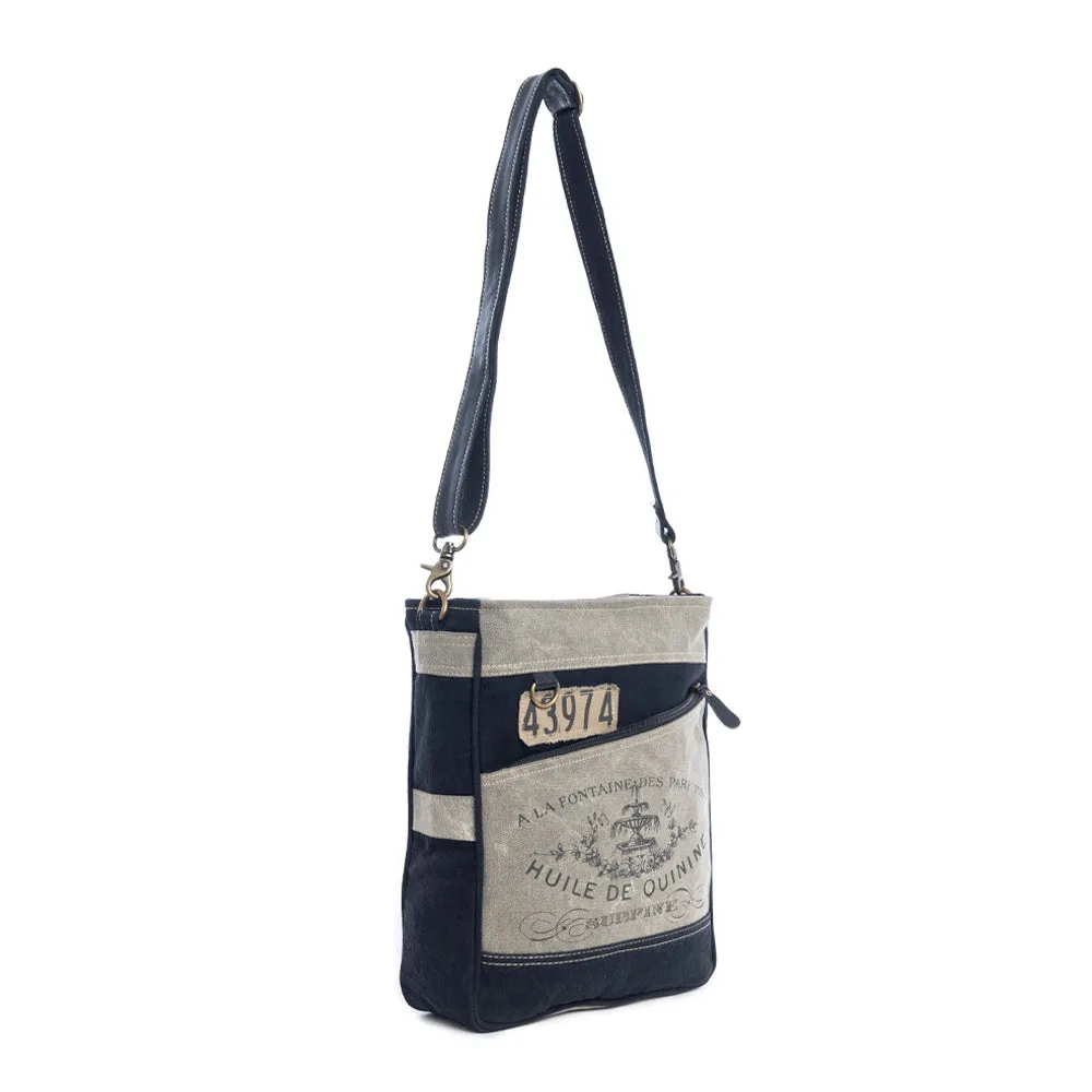 De Quinine Shoulder Bag