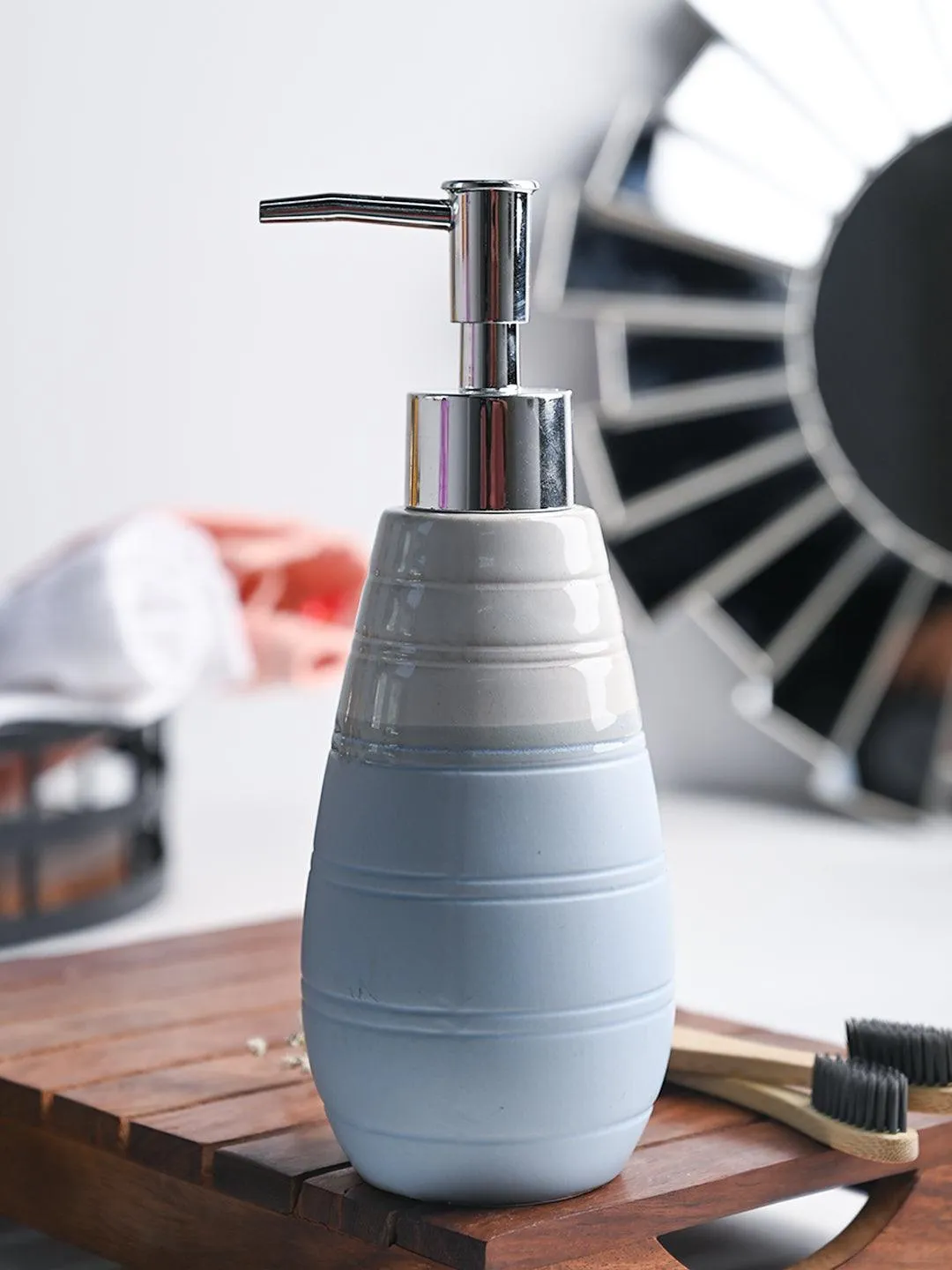 Dual Color   Spiral Soap Dispenser