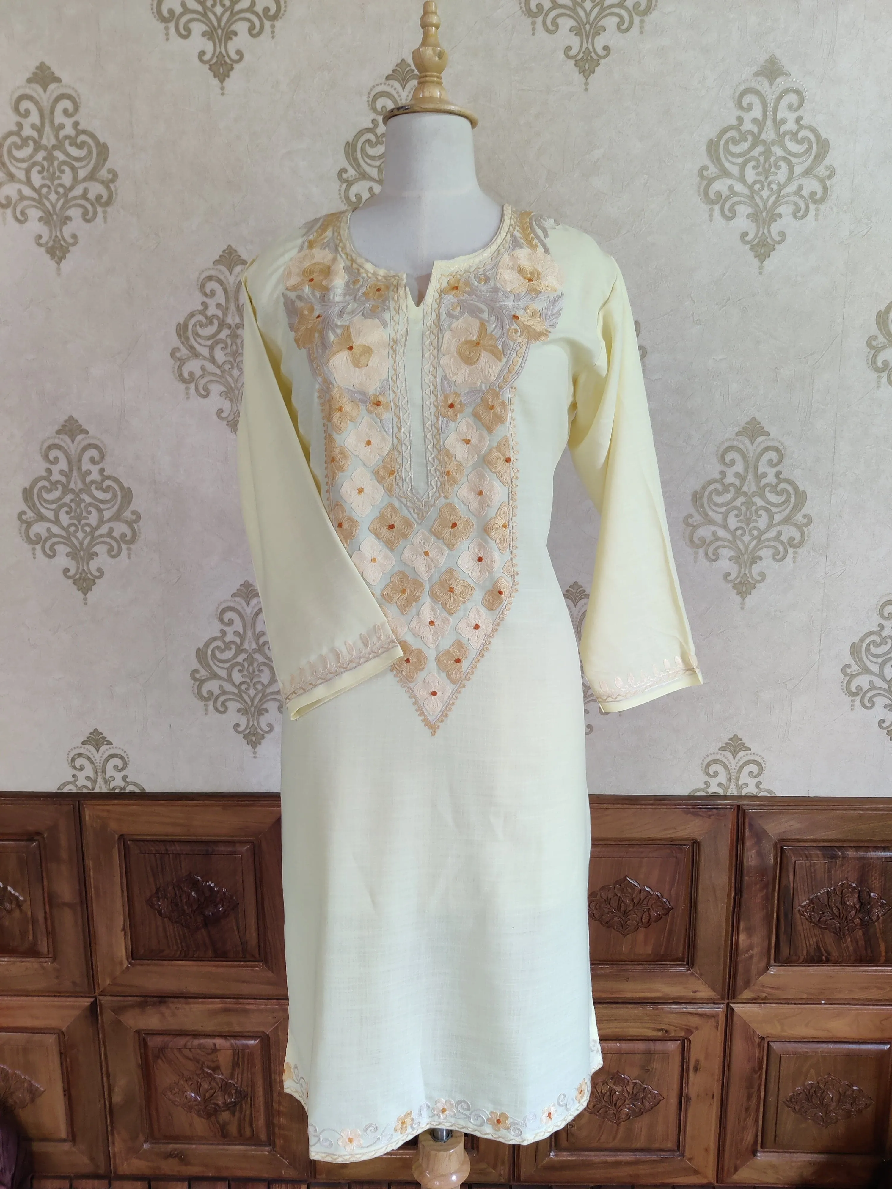 Elegant Cream Aari Embroidered Kurti