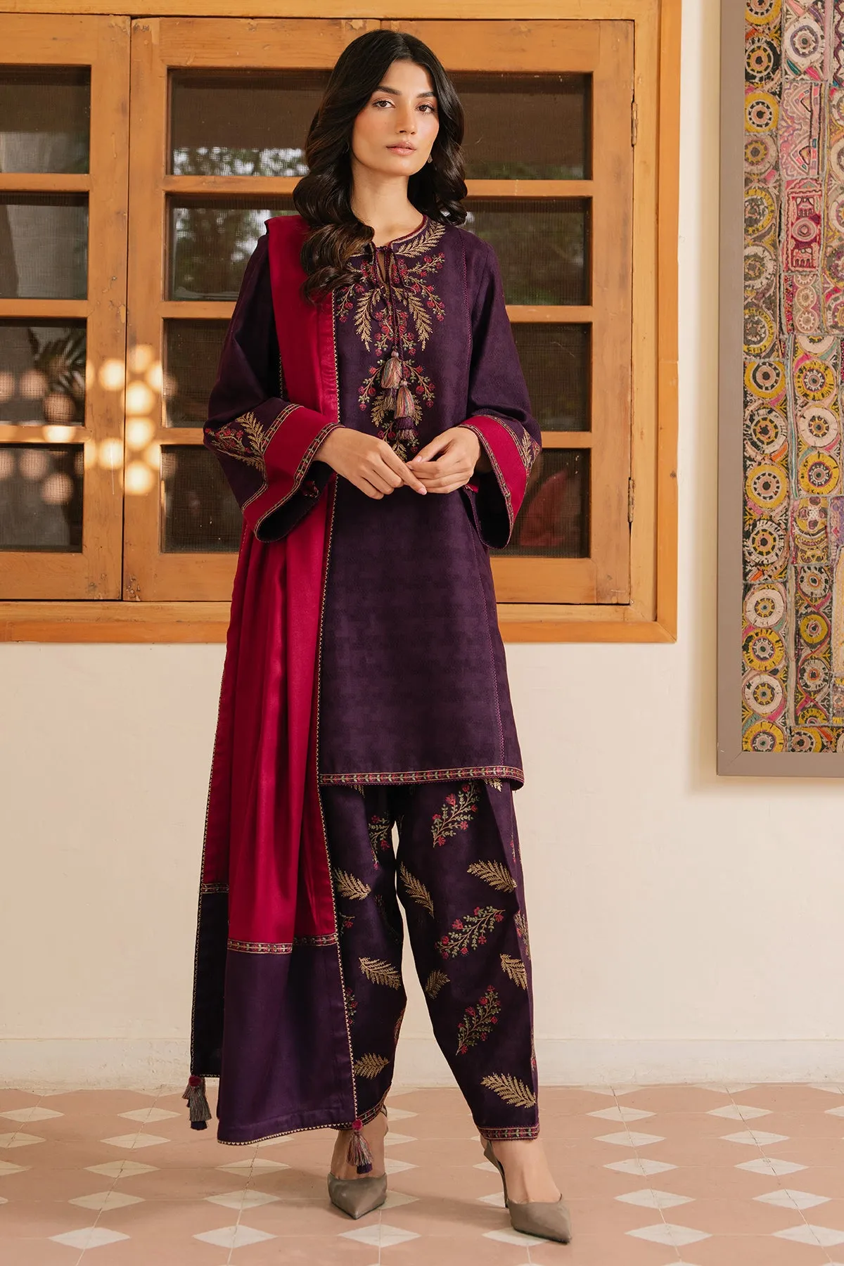 EMBROIDERED JACQUARD KHADDAR UW-0134