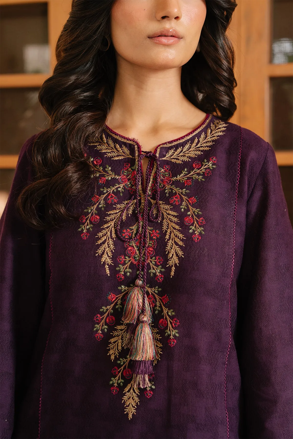 EMBROIDERED JACQUARD KHADDAR UW-0134