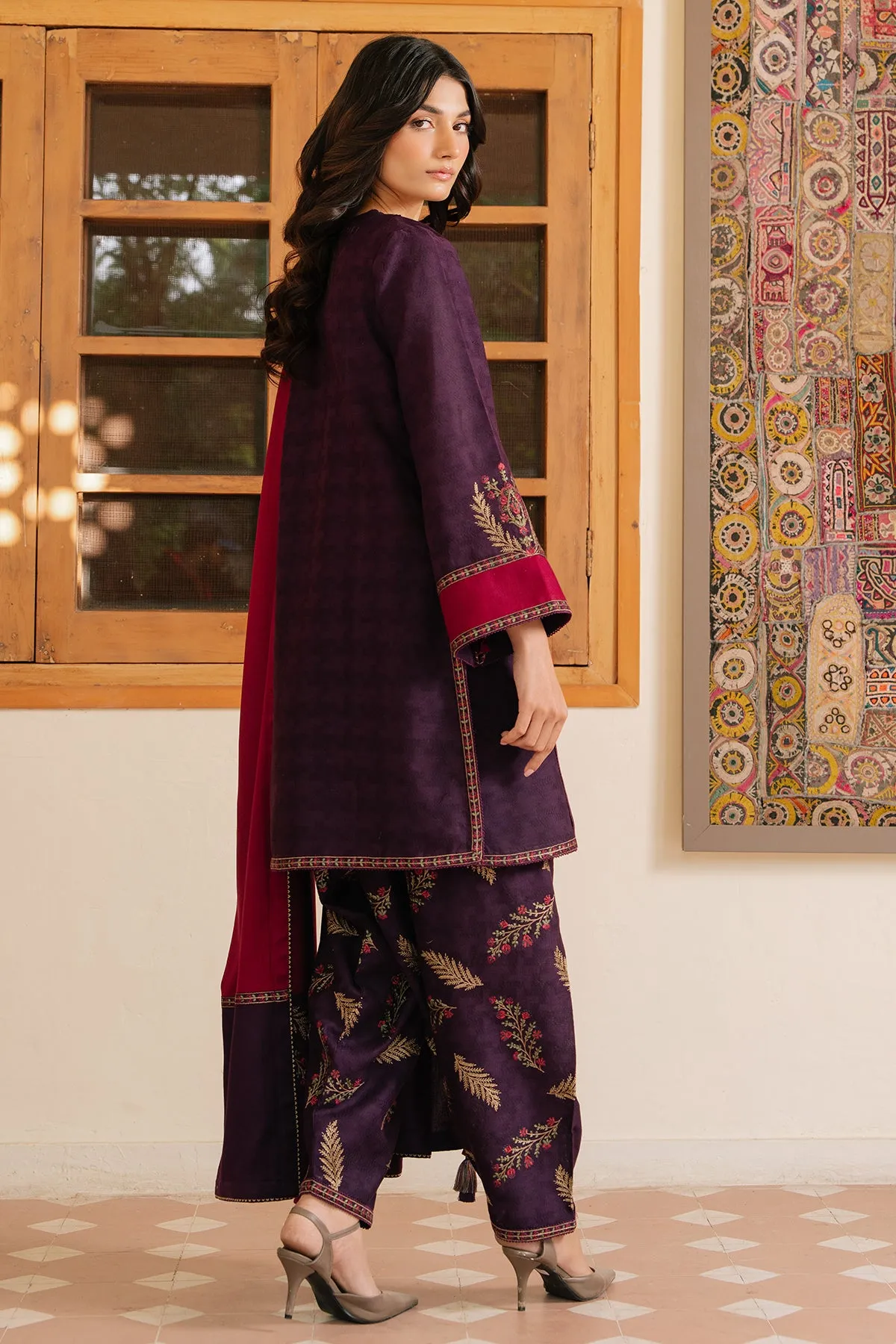 EMBROIDERED JACQUARD KHADDAR UW-0134