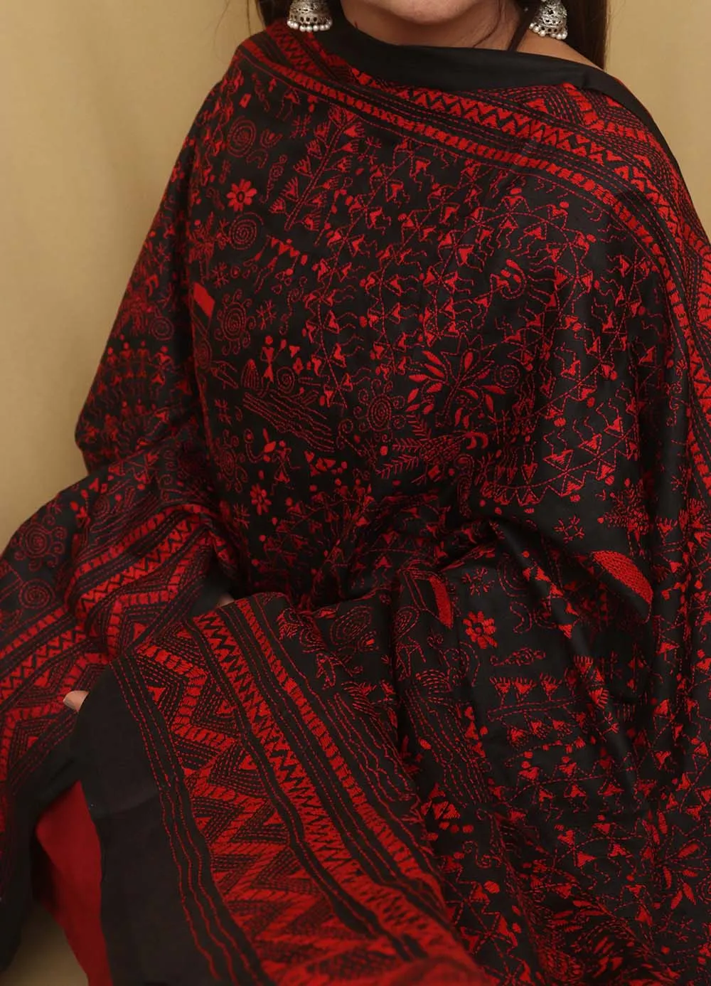 Hand-Embroidered Kantha Silk Dupatta with Warli Design