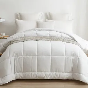 Nova Grided Polyester Comforter (White)  - 120 GSM