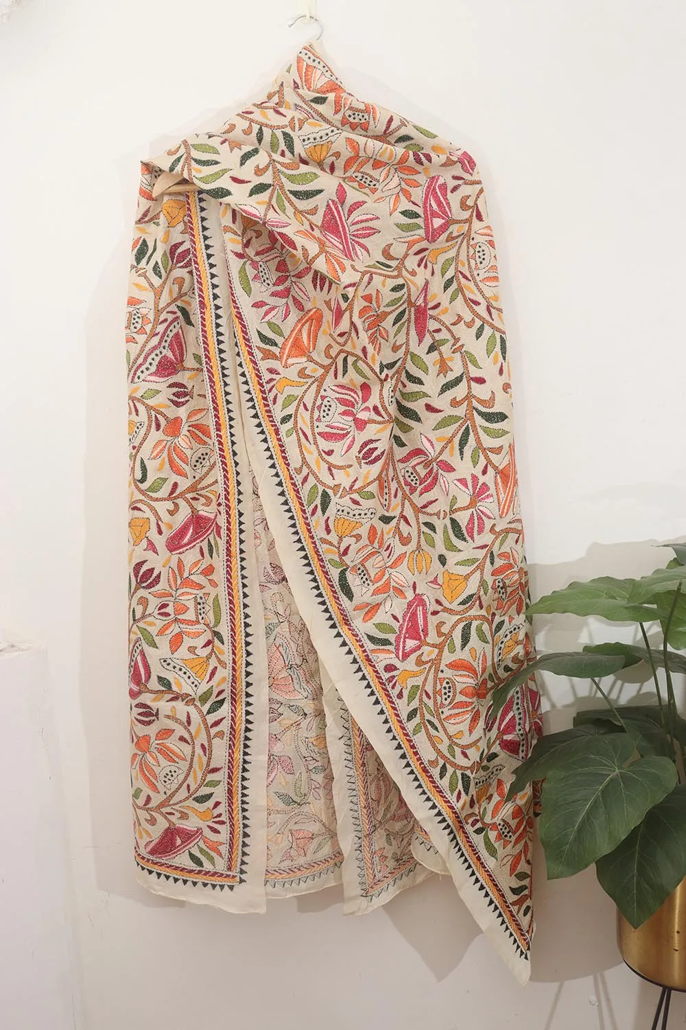 Pastel Kantha Silk Dupatta: Hand-Embroidered Elegance