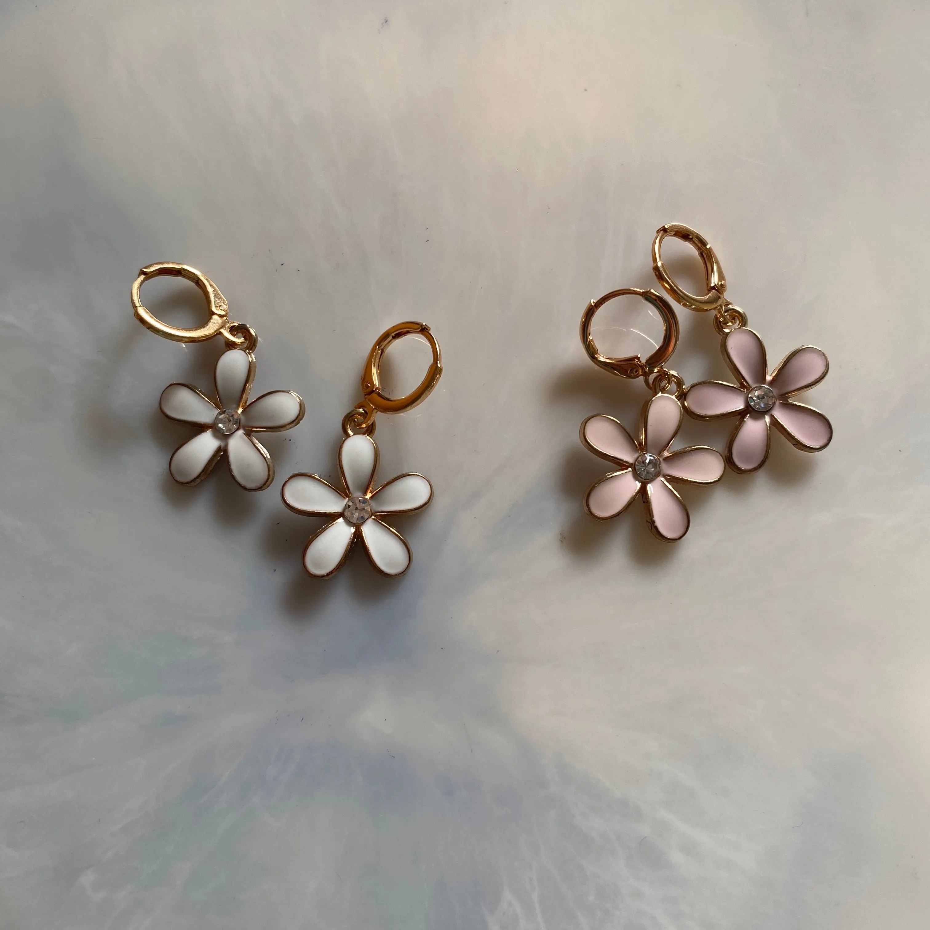 PERIWINKLE FLOWER EARRINGS