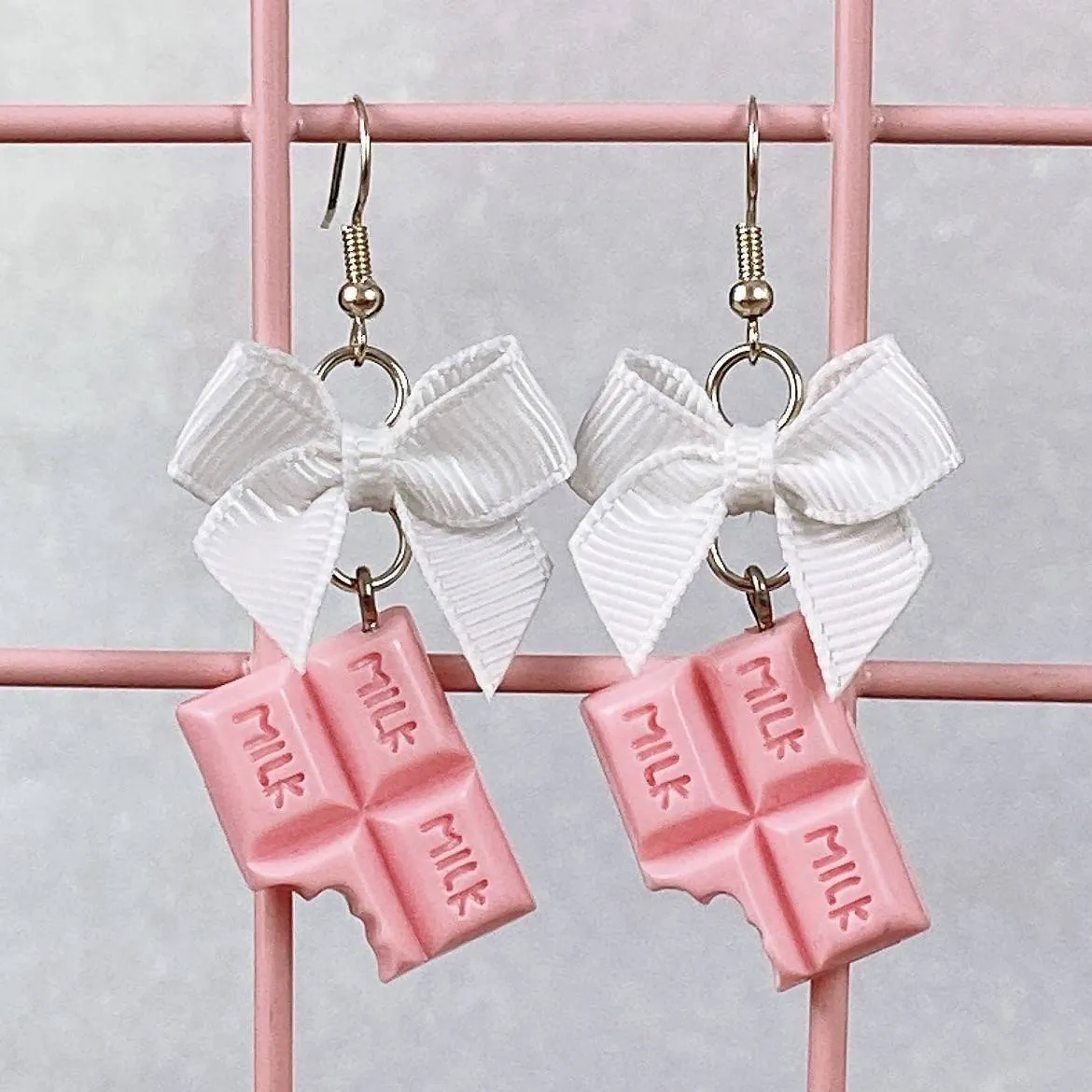 Pink Chocolate Earrings (5 Colors)