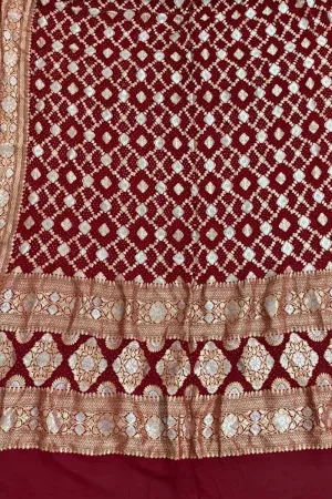 Red Banarasi Bandhani Georgette Dupatta - Elegant and Traditional