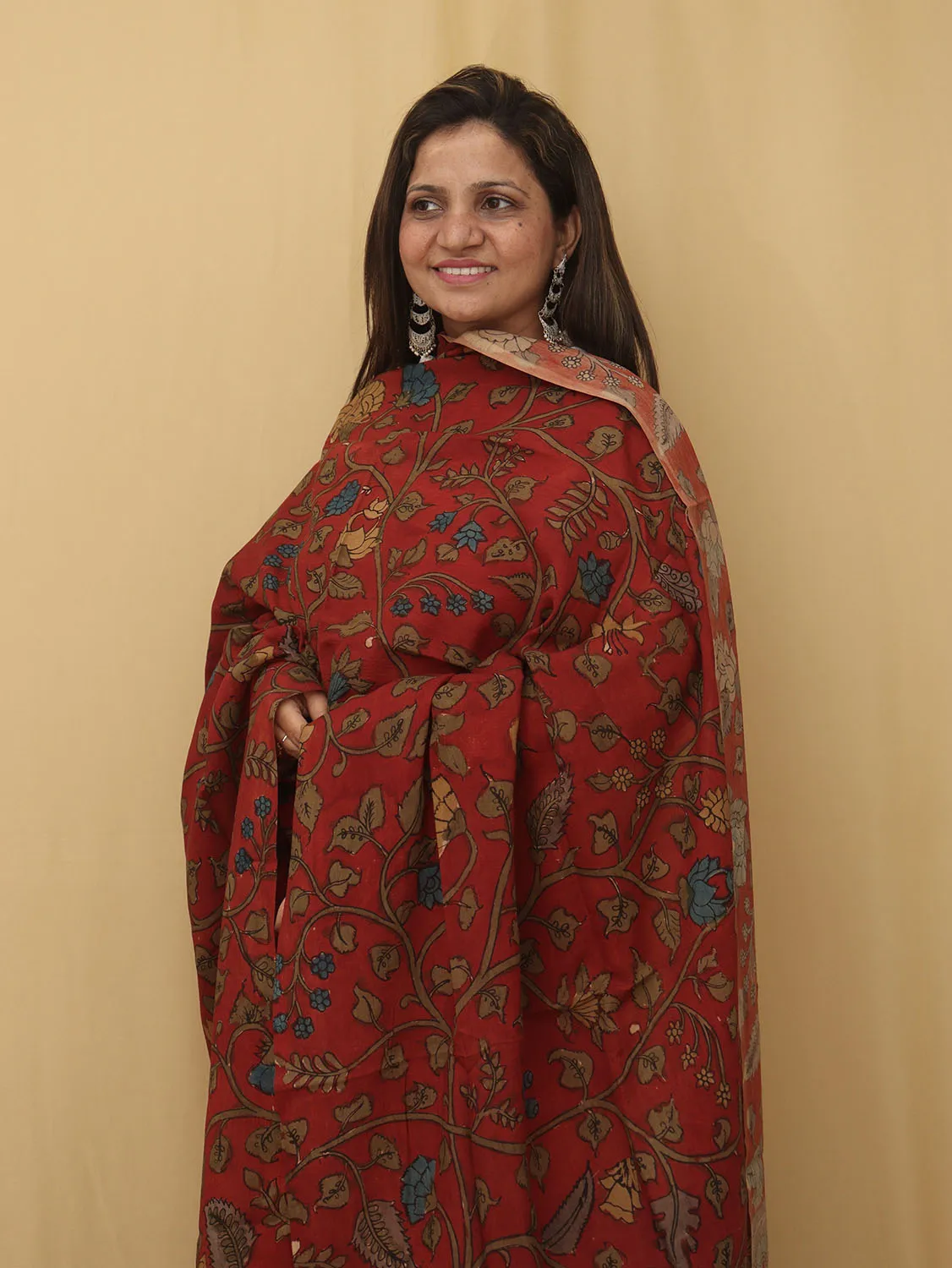 Stunning Red Pen Kalamkari Pure Silk Dupatta for Elegant Style